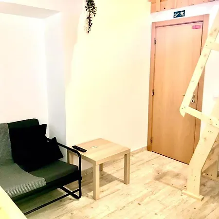 E5túdio Frt Apartamento *